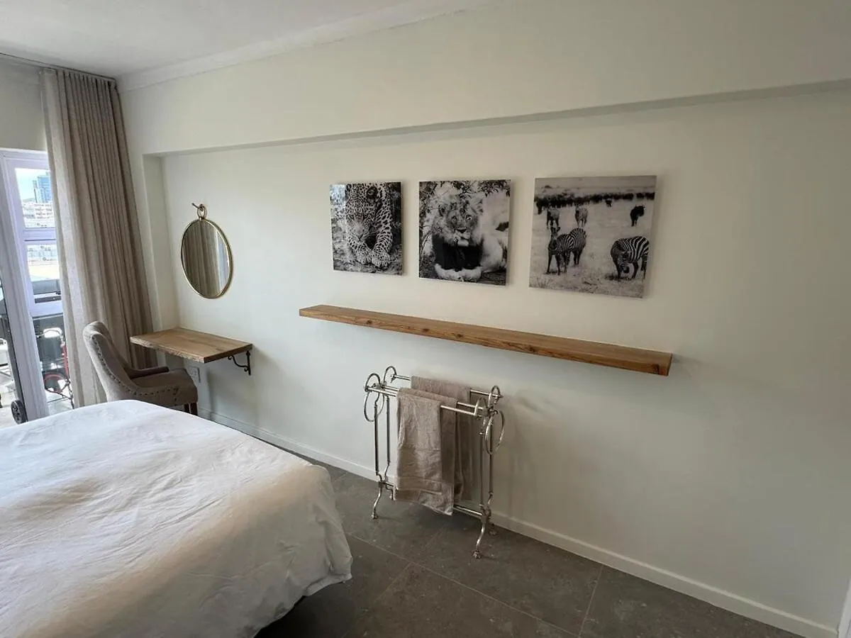 803 Winston Place Cape Town 0*,